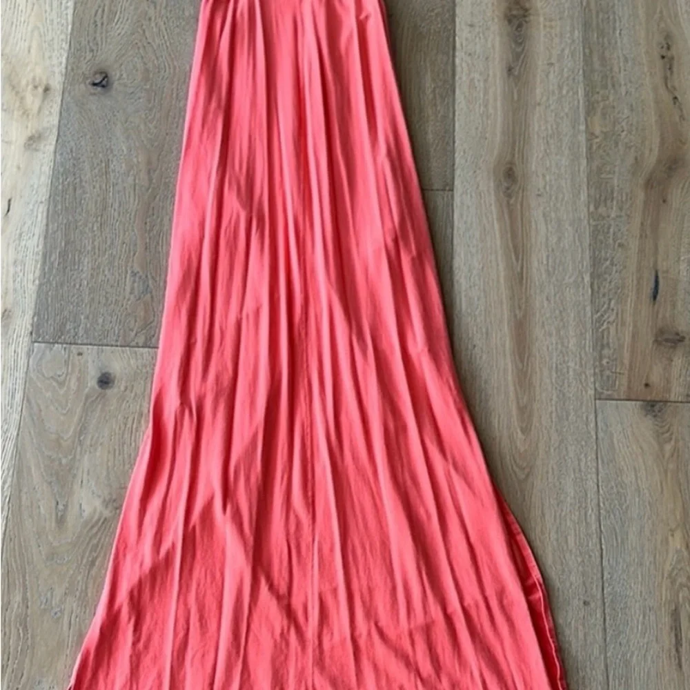 Bobi Coral Maxi Dress - Picture 2 of 5